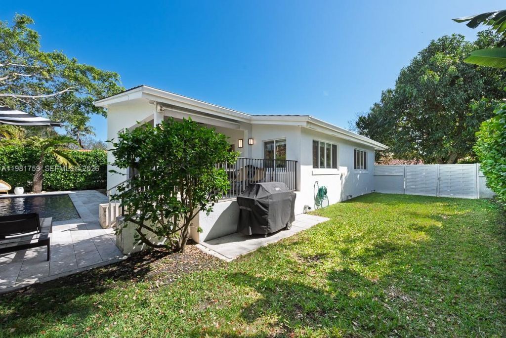 717 Benevento Ave, Coral Gables, FL 33146 Photo