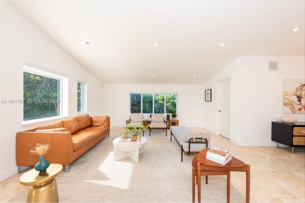 717 Benevento Ave, Coral Gables, FL 33146 Photo