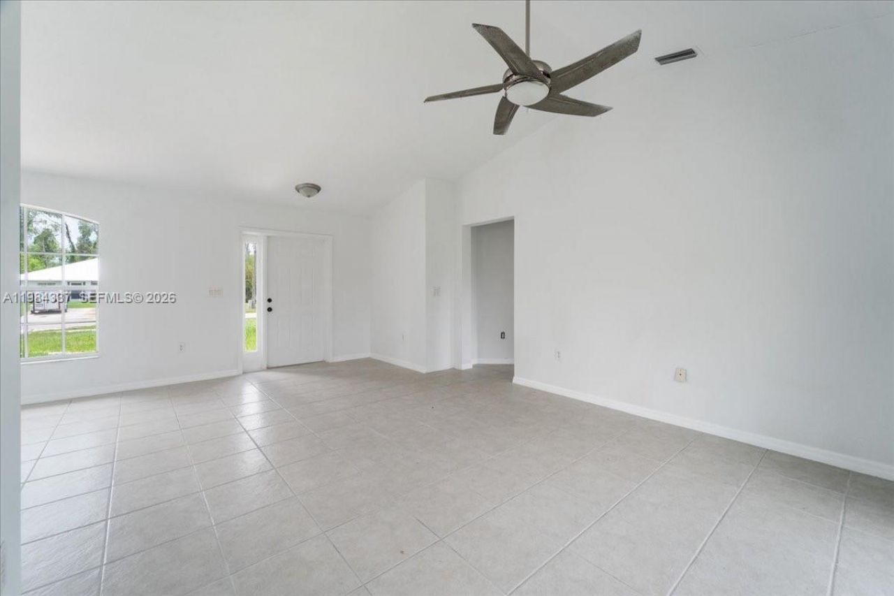 19063 Miami Blvd, Fort Myers, FL 33967 Photo