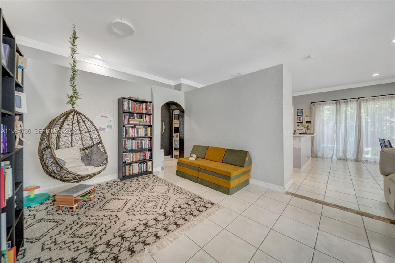 1531 SW 194th Ter, Pembroke Pines, FL 33029 Photo