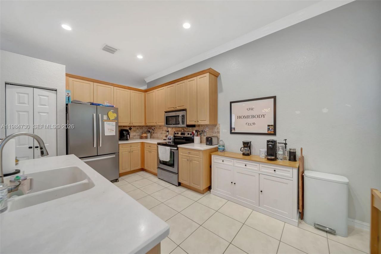 1531 SW 194th Ter, Pembroke Pines, FL 33029 Photo