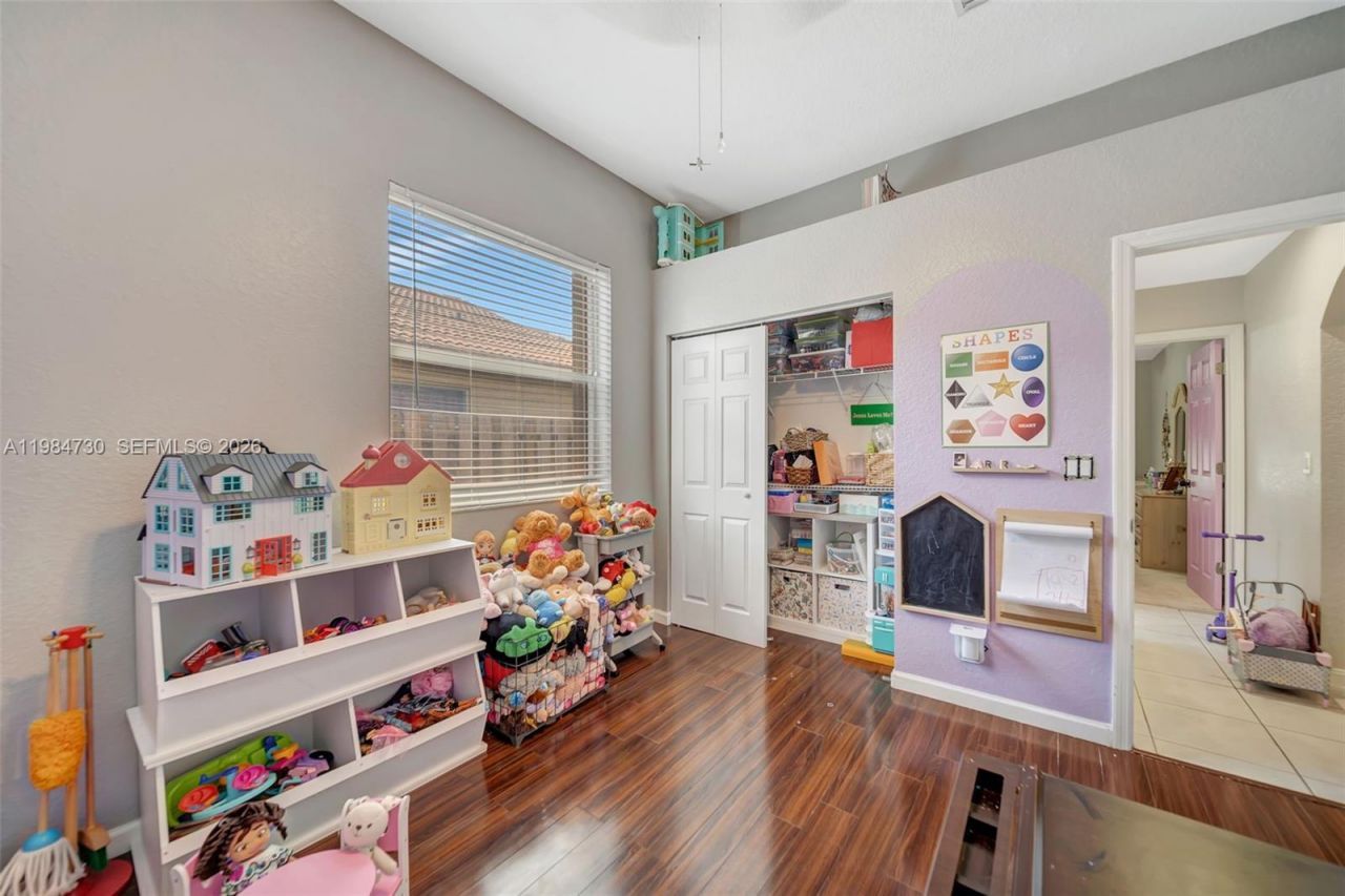 1531 SW 194th Ter, Pembroke Pines, FL 33029 Photo