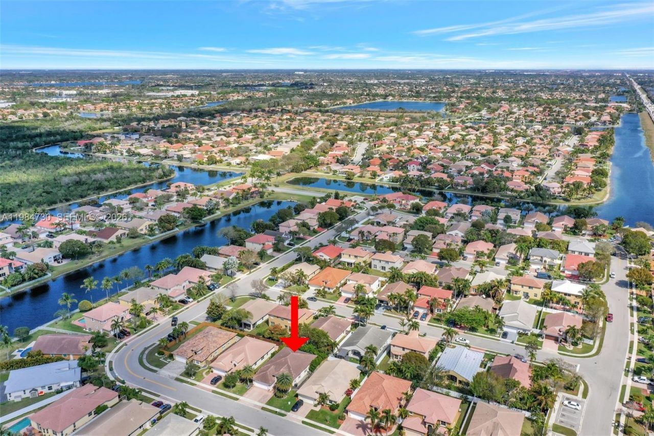 1531 SW 194th Ter, Pembroke Pines, FL 33029 Photo