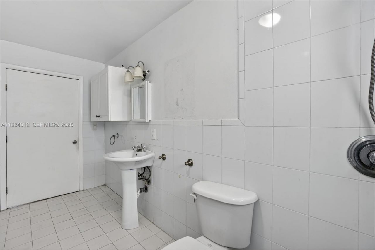 3900 SW 67th Ave, Miami, FL 33155 Photo