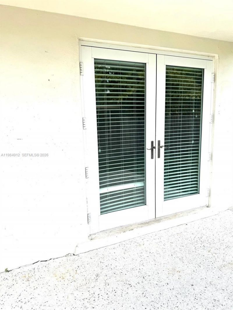 3900 SW 67th Ave, Miami, FL 33155 Photo