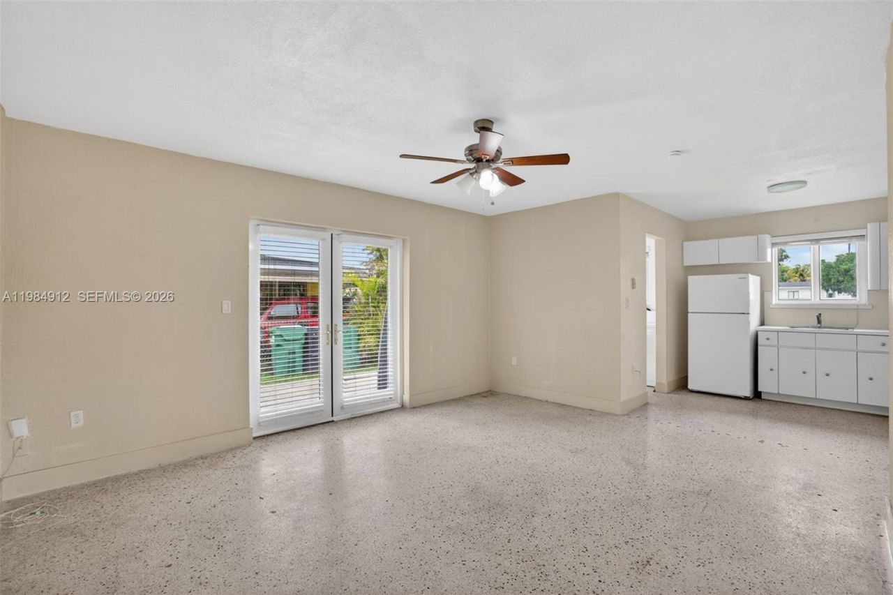 3900 SW 67th Ave, Miami, FL 33155 Photo