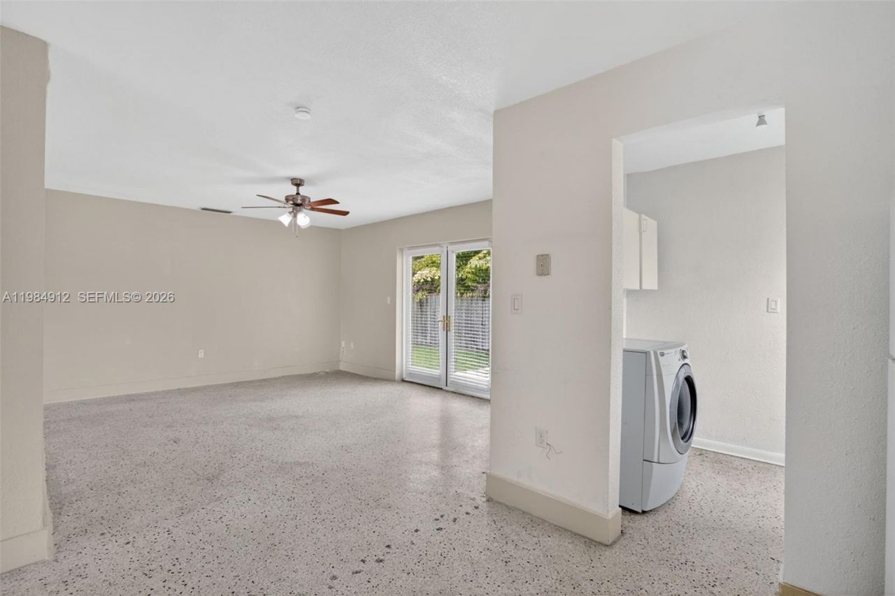 3900 SW 67th Ave, Miami, FL 33155 Photo