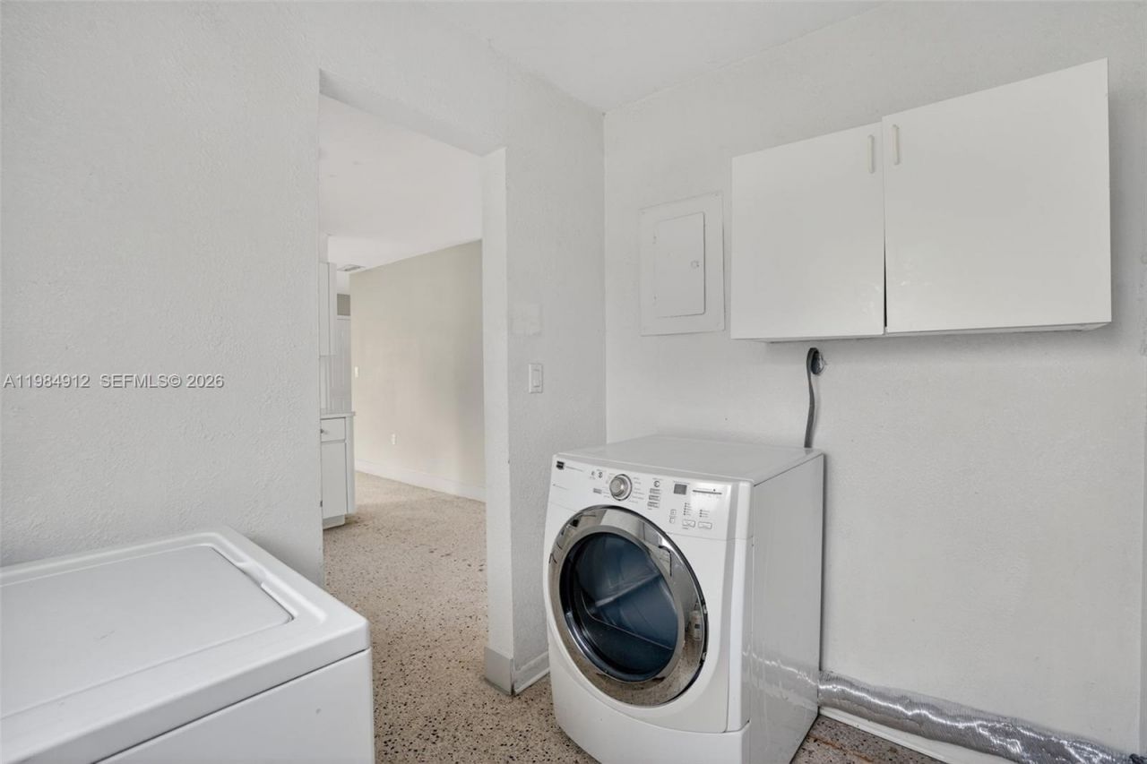 3900 SW 67th Ave, Miami, FL 33155 Photo
