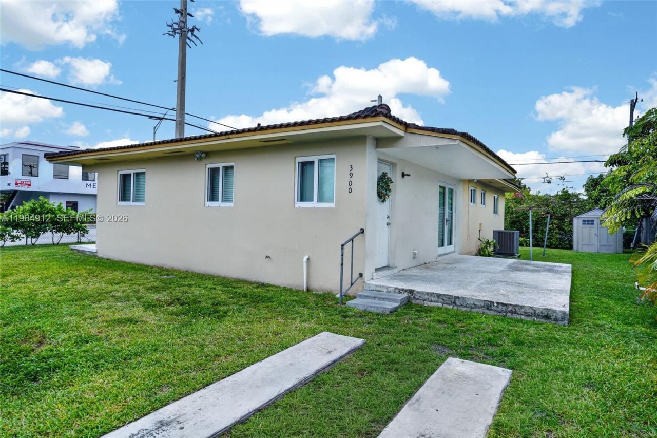 3900 SW 67th Ave, Miami, FL 33155 Photo