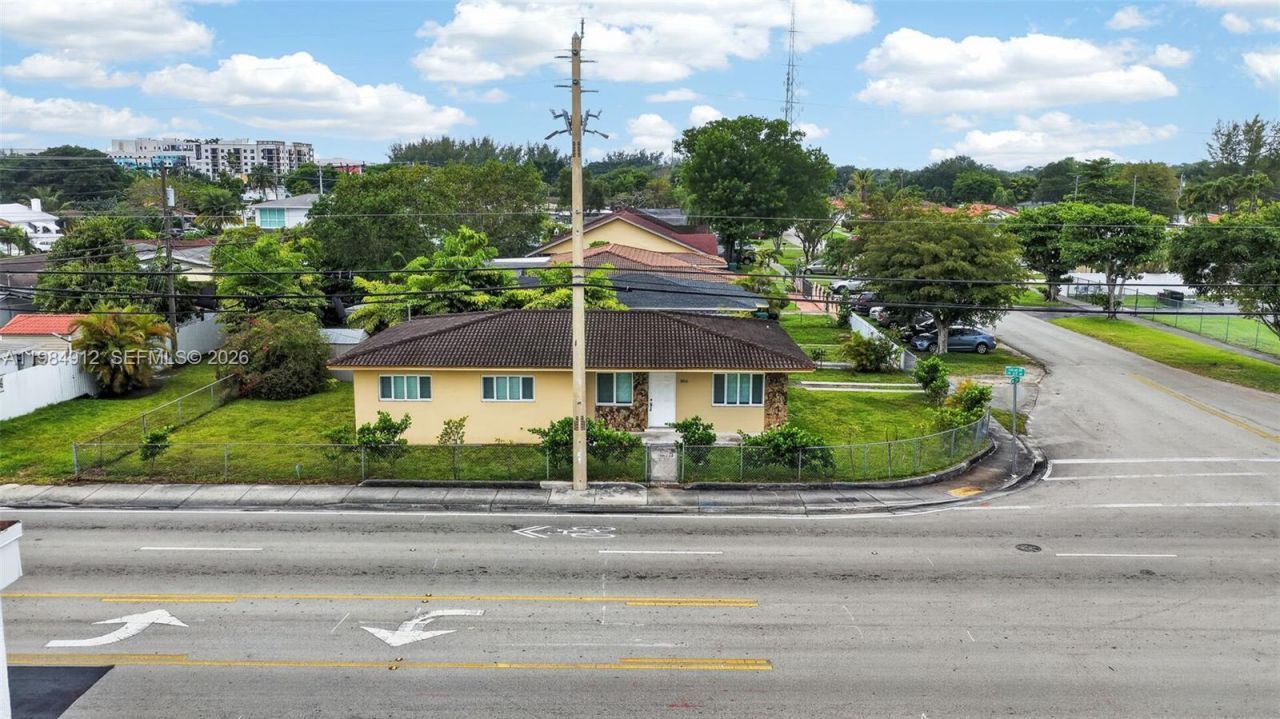 3900 SW 67th Ave, Miami, FL 33155 Photo