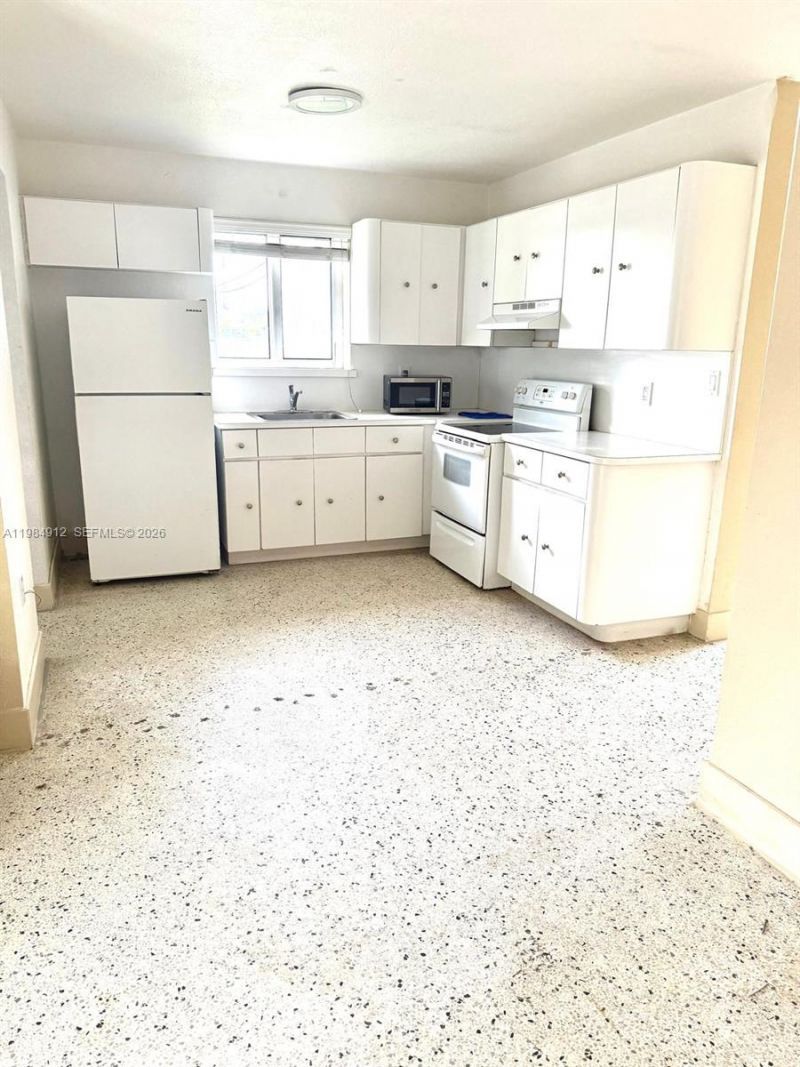 3900 SW 67th Ave, Miami, FL 33155 Photo