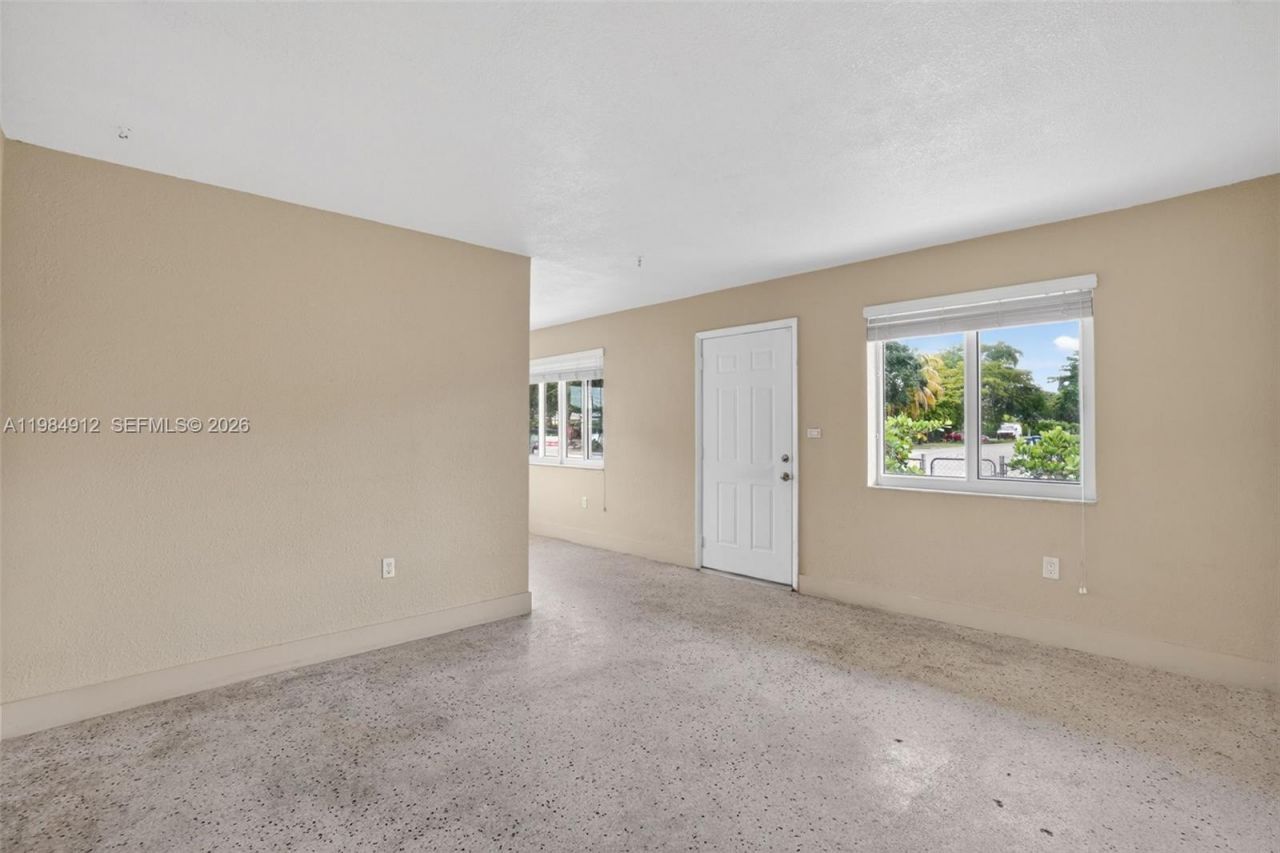 3900 SW 67th Ave, Miami, FL 33155 Photo
