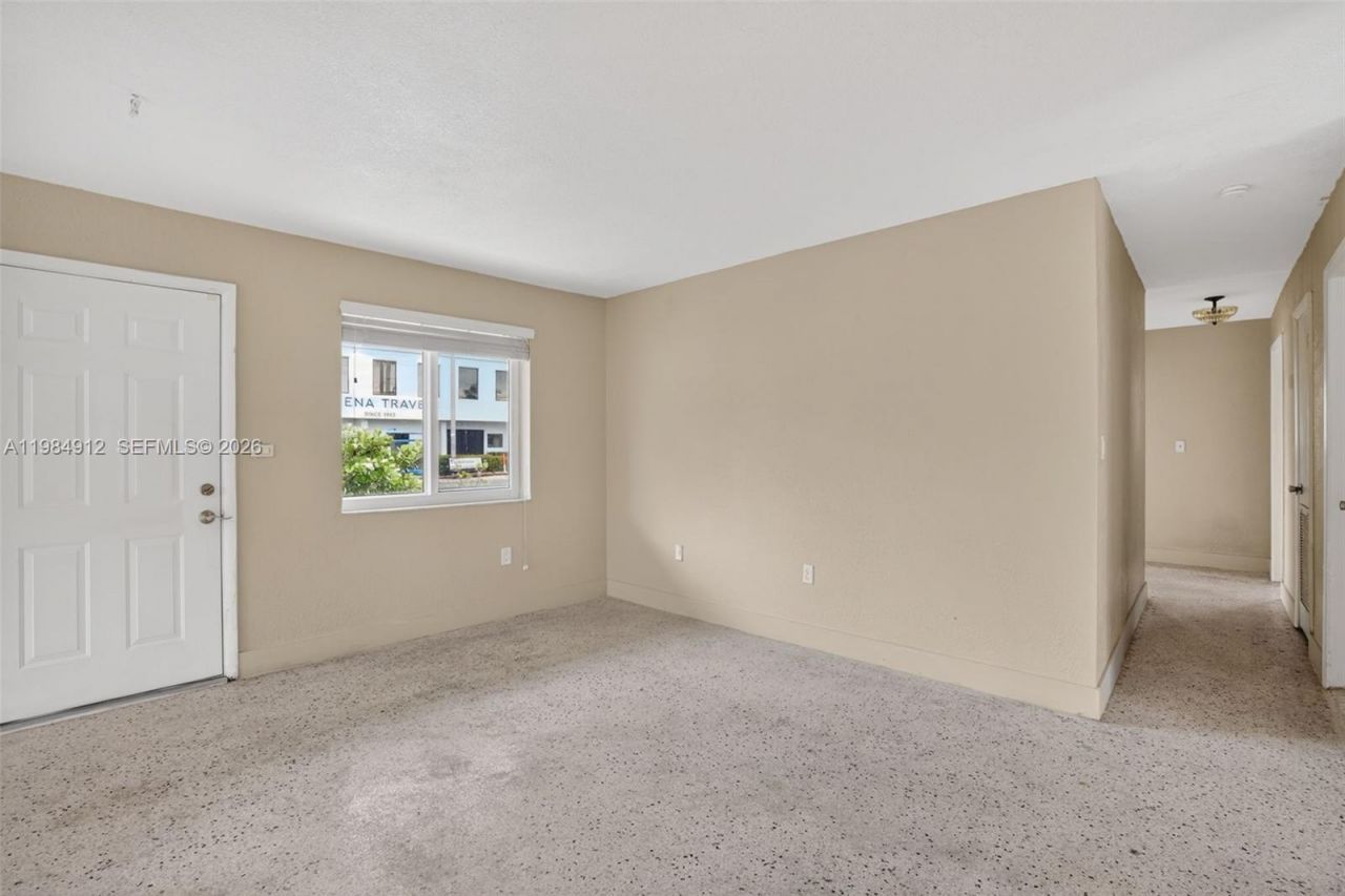 3900 SW 67th Ave, Miami, FL 33155 Photo