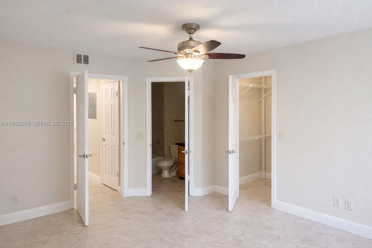 3410 N Pinewalk Dr N , Unit 827, Margate, FL 33063 Photo