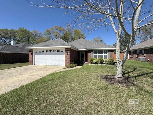 8209 Edgewood Drive, Daphne, AL 36526