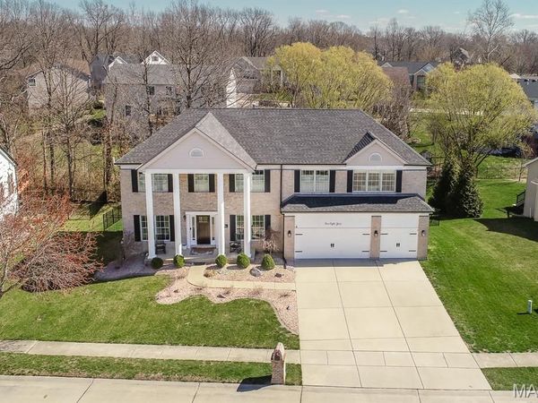 180 Knollhaven Trail, O'Fallon, IL 62269