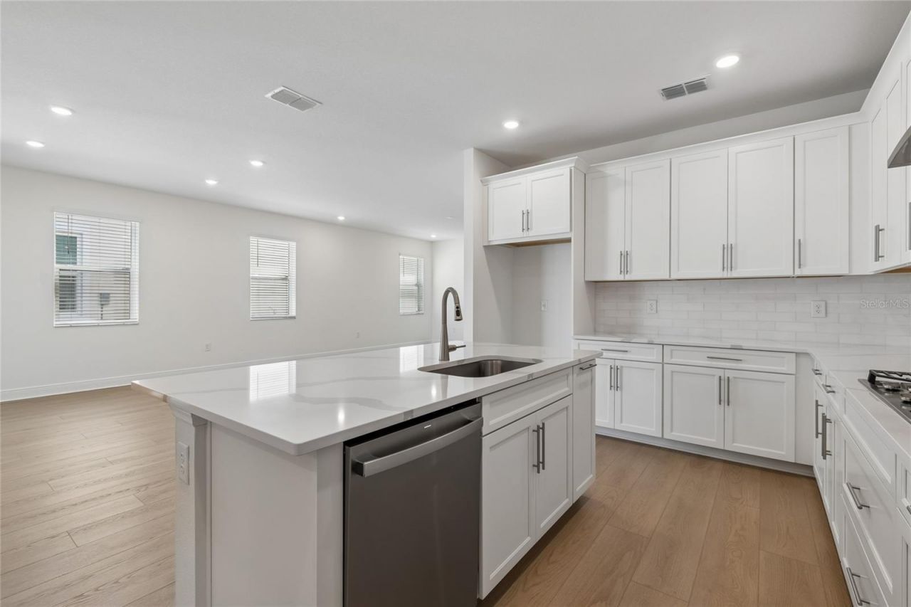 8115 Seaflower Parkway , Bradenton, FL 34210 Photo