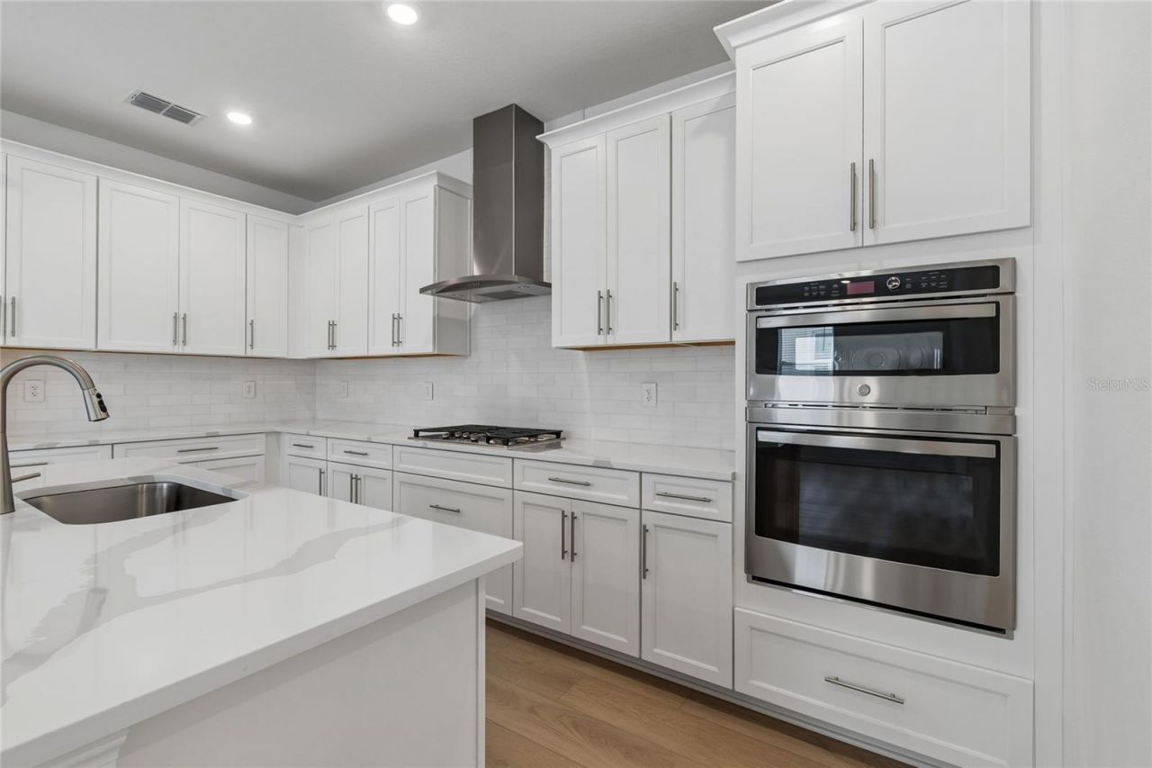 8115 Seaflower Parkway , Bradenton, FL 34210 Photo