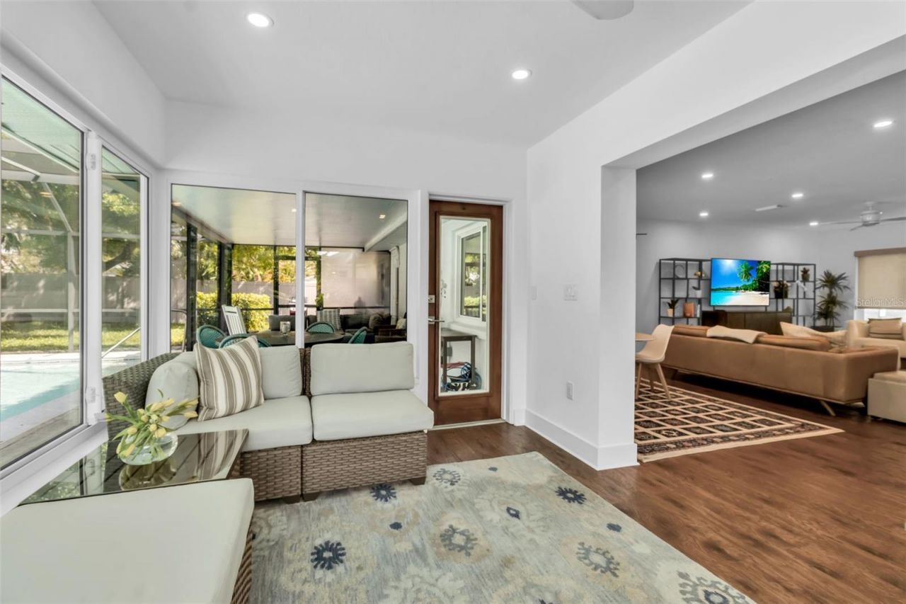 2587 Ringling Boulevard, Sarasota, FL 34237 Photo