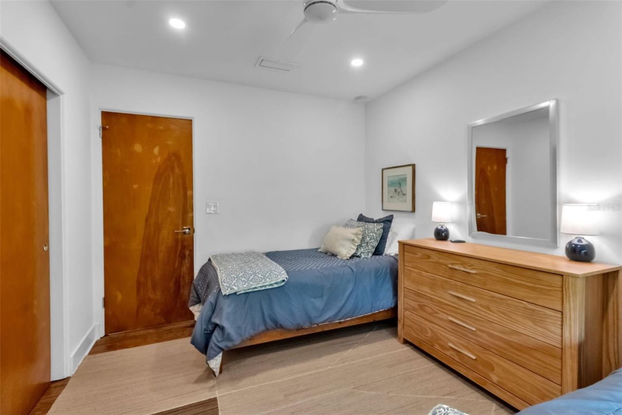 2587 Ringling Boulevard, Sarasota, FL 34237 Photo