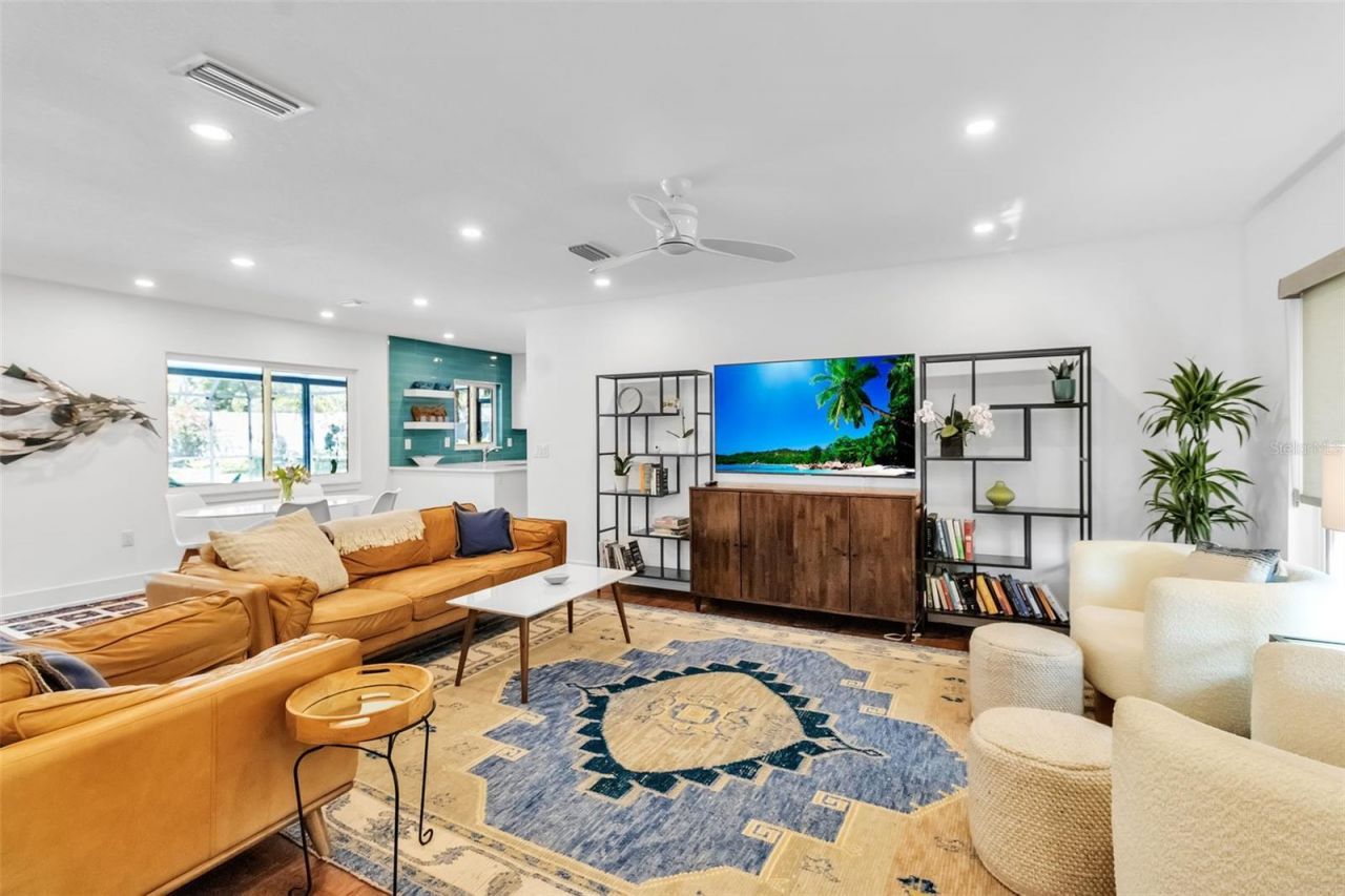 2587 Ringling Boulevard, Sarasota, FL 34237 Photo