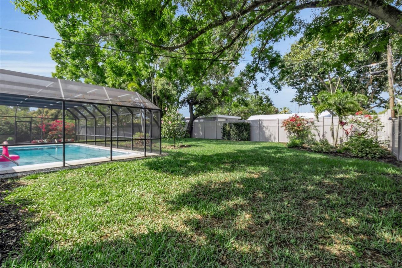 2587 Ringling Boulevard, Sarasota, FL 34237 Photo