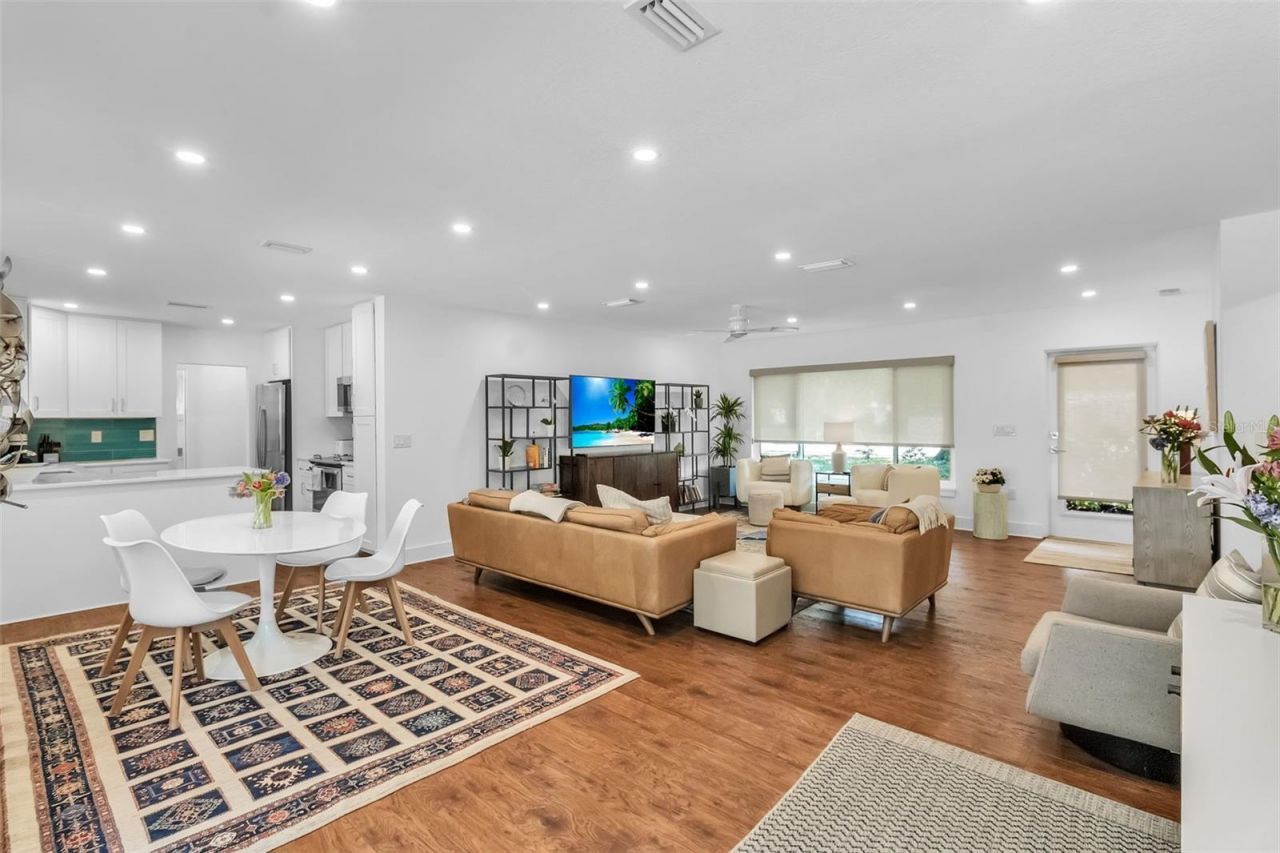 2587 Ringling Boulevard, Sarasota, FL 34237 Photo