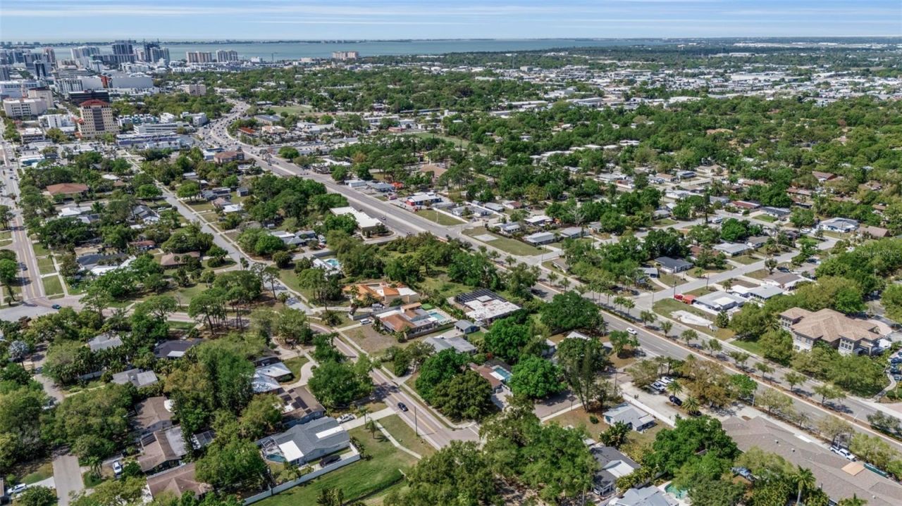 2587 Ringling Boulevard, Sarasota, FL 34237 Photo