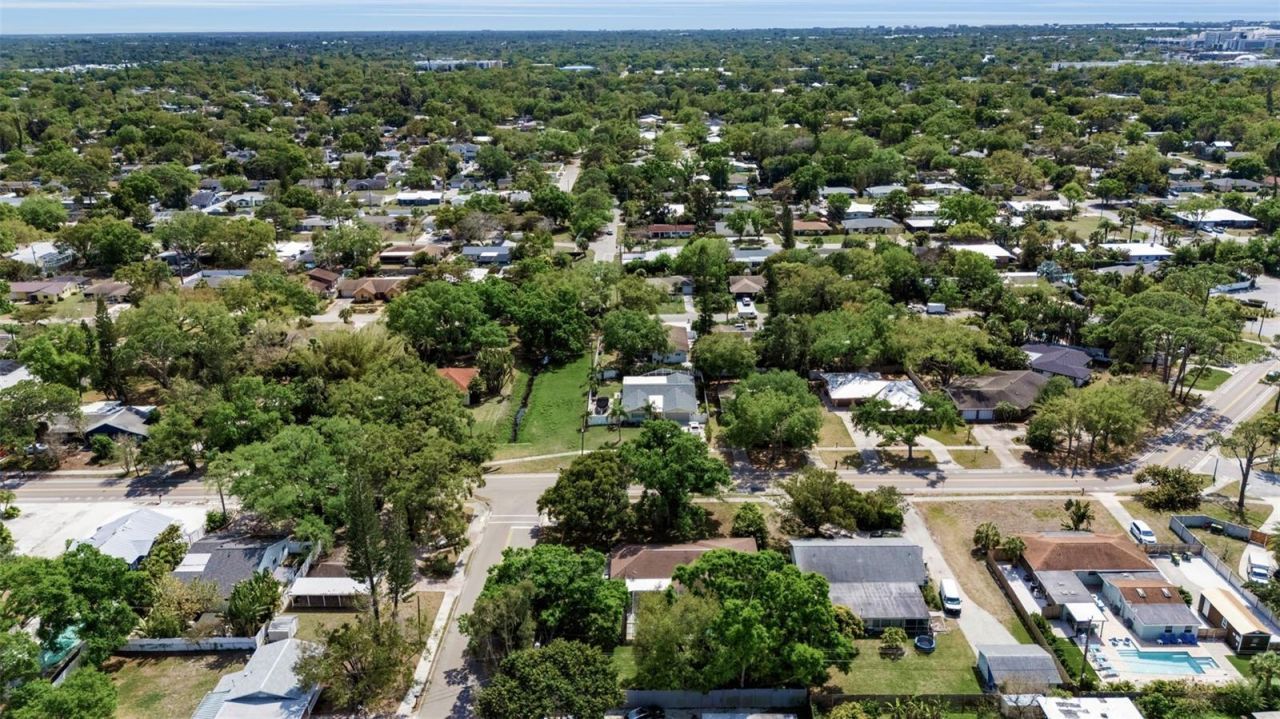 2587 Ringling Boulevard, Sarasota, FL 34237 Photo