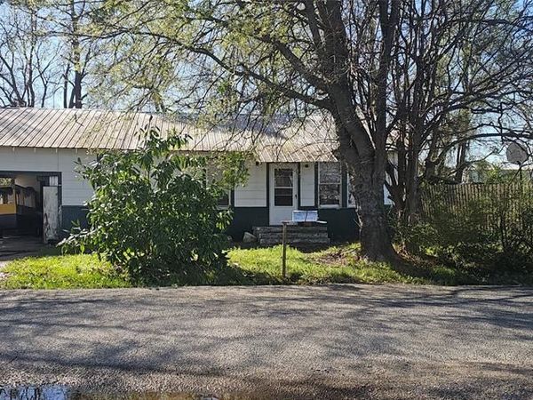 1011 Eastside Street, Bossier City, LA 71111