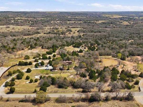 2119 County Road 2585, Alvord, TX 76225