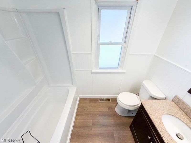 7621 Miami Road, Mentor on the Lake, OH 44060 Photo 12