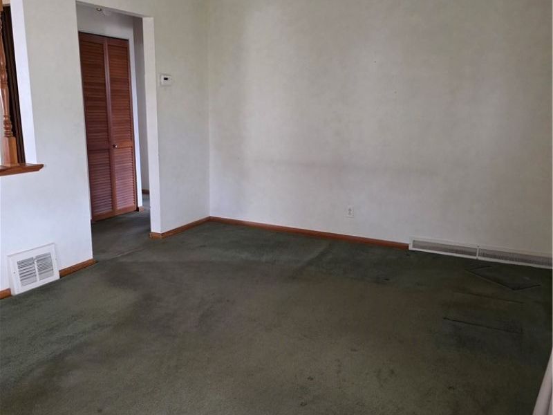 15513 Walvern Boulevard, Maple Heights, OH 44137 Photo 8