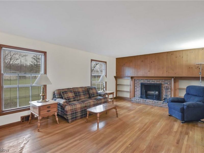 25891 Chaucer Drive, Westlake, OH 44145 Photo 2