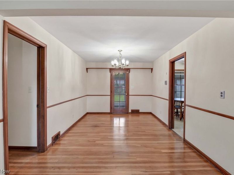 25891 Chaucer Drive, Westlake, OH 44145 Photo 9