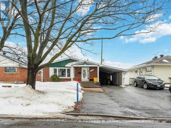 2160 Queensgrove Road East, Unit B, Ottawa, ON K2A1P7