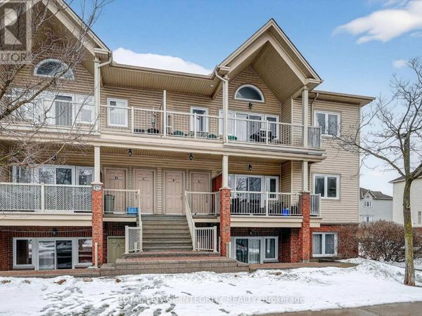 156 Waterbridge Drive, Unit E, Ottawa, ON K2G7C6