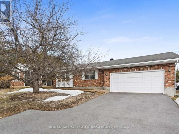 118 Juanita Avenue , Ottawa, ON K0A1L0