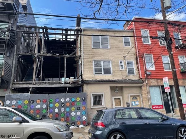 417 Monmouth St, Jersey, NJ 07302