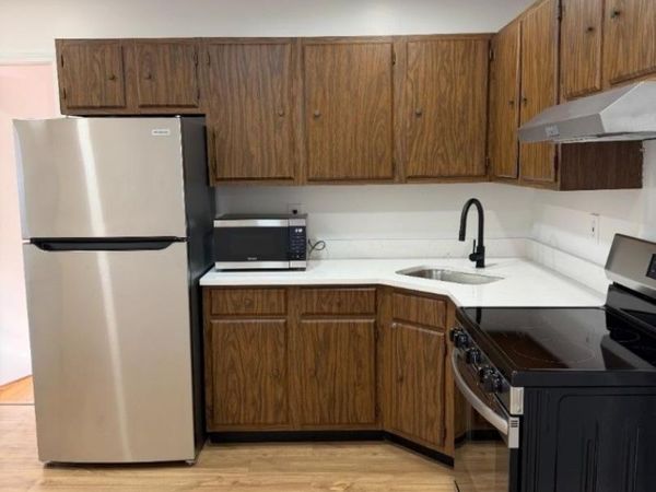 15 College Dr, Unit 15, Edison, NJ 08817