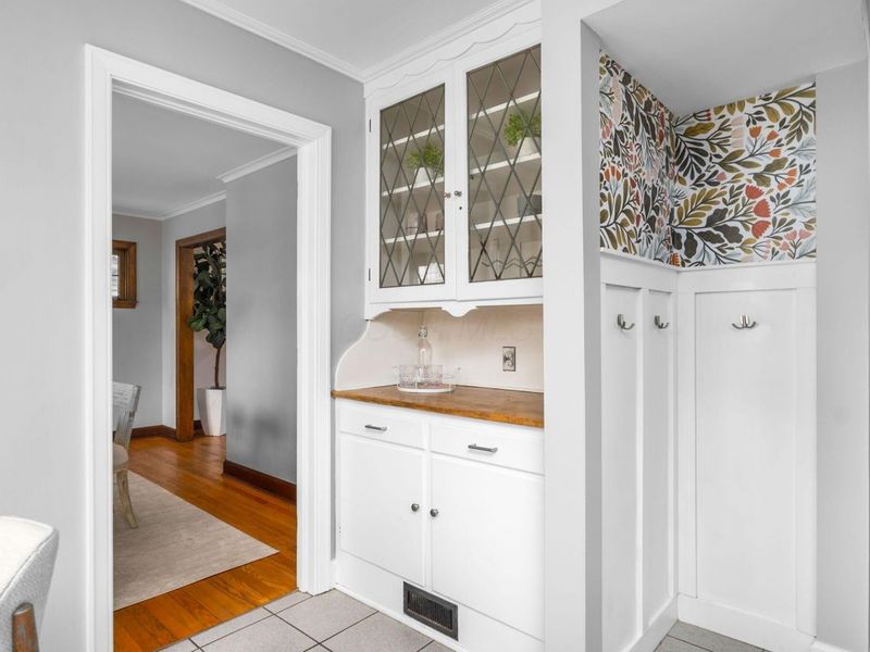 367 E Dunedin Road, Columbus, OH 43214 Photo 11