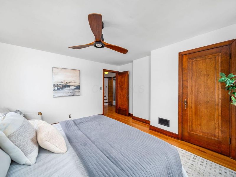 367 E Dunedin Road, Columbus, OH 43214 Photo 16