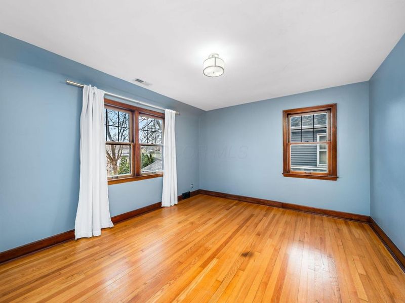 367 E Dunedin Road, Columbus, OH 43214 Photo 19