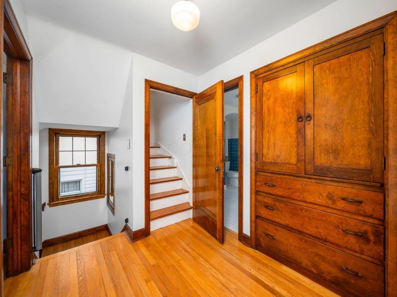 367 E Dunedin Road, Columbus, OH 43214 Photo 22