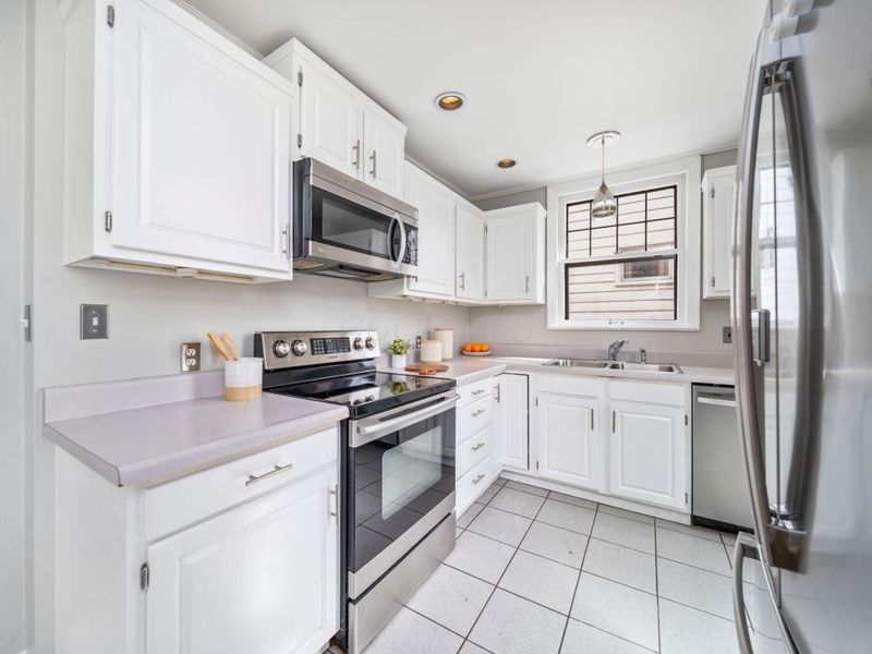 367 E Dunedin Road, Columbus, OH 43214 Photo 9