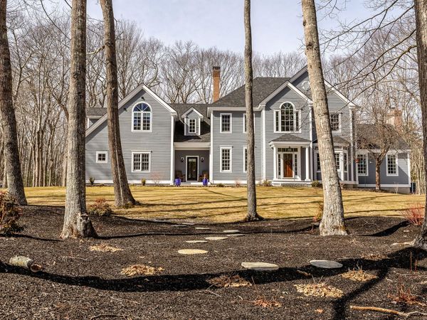 18 Ledgewater Drive, Kennebunk, ME 04043