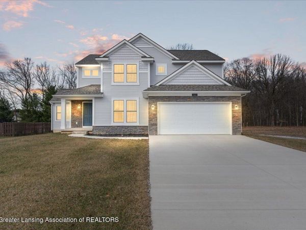 2383 W Gallant Fox Way, St. Johns, MI 48879