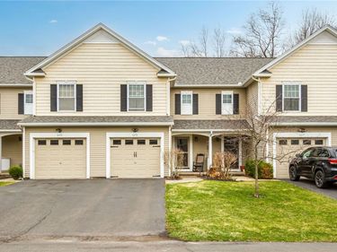 6275 Teasel Street, Farmington, NY 14425