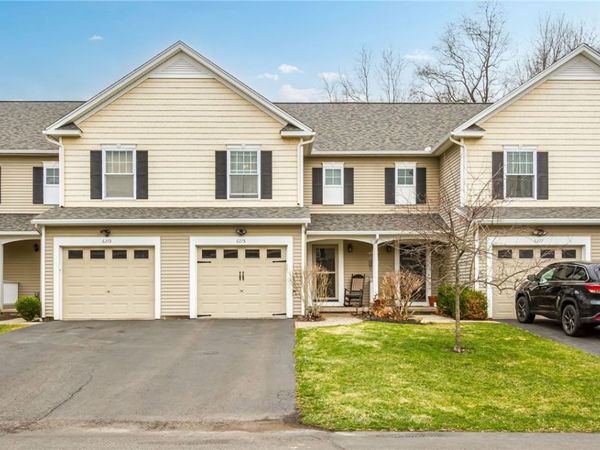 6275 Teasel Street, Farmington, NY 14425