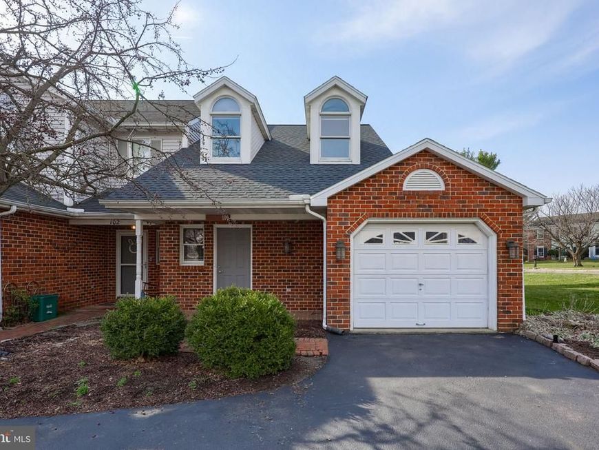 100 Pepperton Court , Lititz, PA 17543 Main Photo